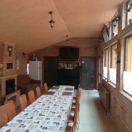 Pensiunea Colt Alb *